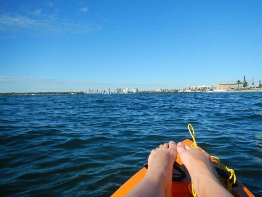 Broadwater Canal Frontage-Runaway Bay-Boat Ramp Gold Coast Exterior foto